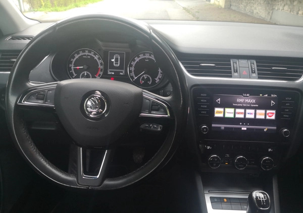 Skoda Octavia cena 48500 przebieg: 232000, rok produkcji 2020 z Kraków małe 466